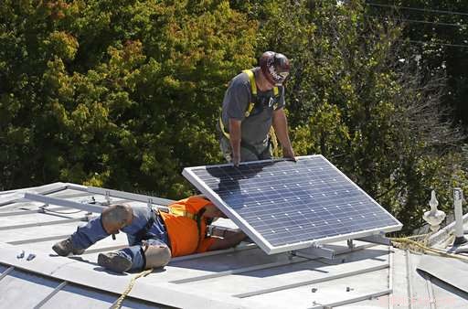 California Authority Approves Solar Panel Mandate for New Homes