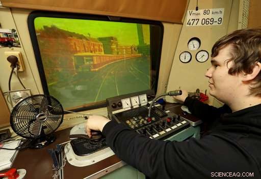 Berlin Volunteers Restore Historic Train Simulator