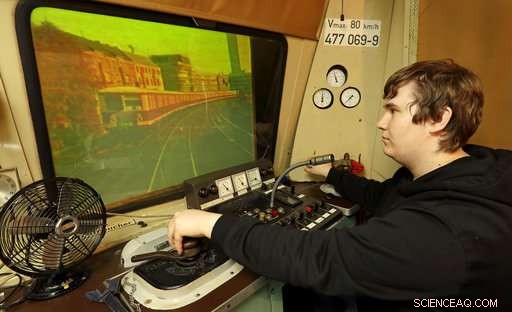 Berlin Volunteers Restore Historic Train Simulator