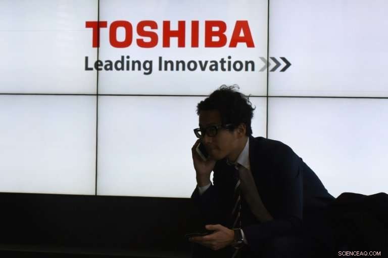 Toshiba Recovers Profits, Steers Clear of Delisting