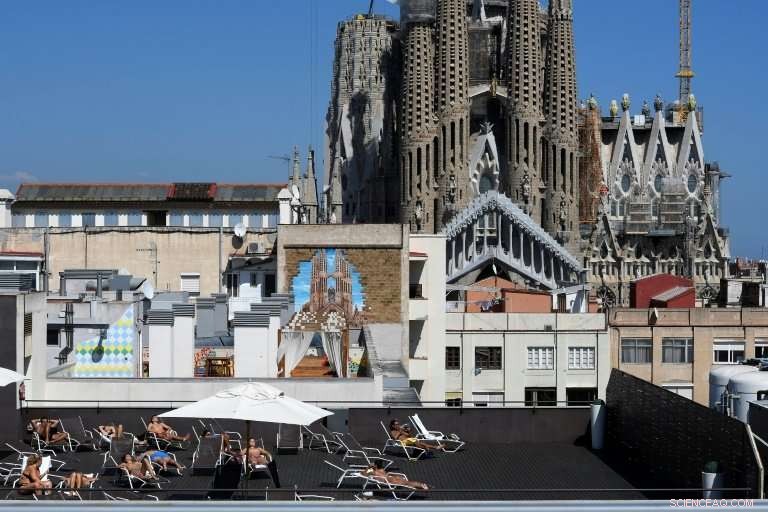 Spanish Cities Regulate Airbnb: Addressing Overcrowding and Community Concerns