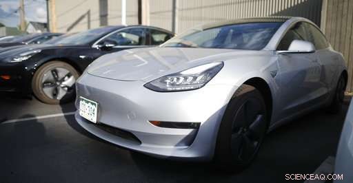 Consumer Reports Endorses Tesla Model 3 as a Must-Buy