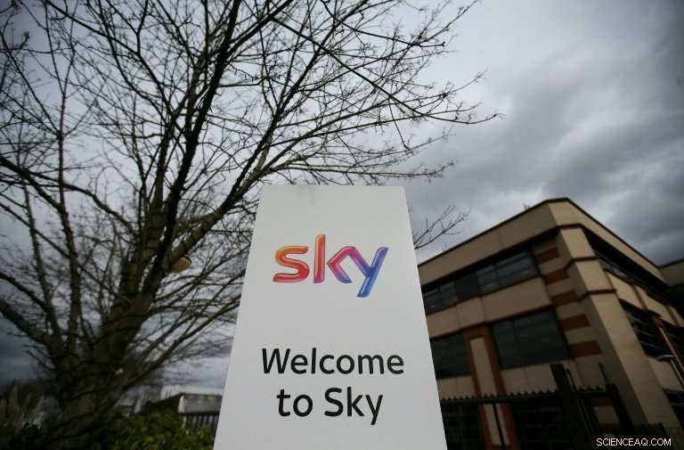 UK Grants Comcast Lead in Sky Takeover Battle with Fox