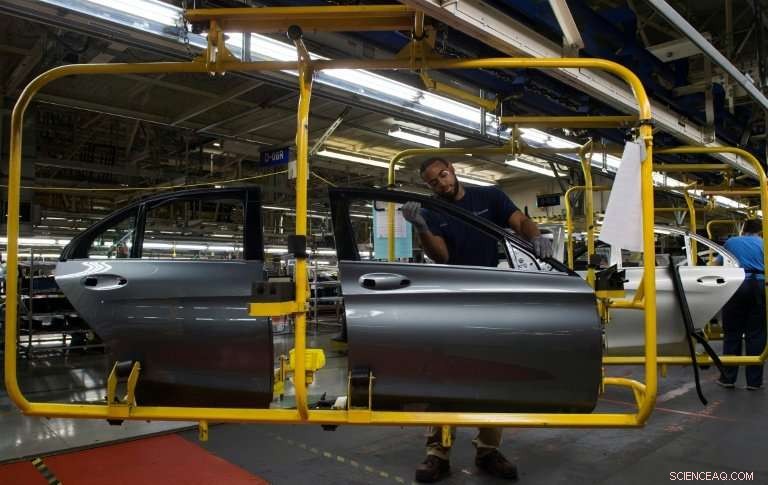 US Tariff Threat Poses Significant Challenge for Foreign Automakers