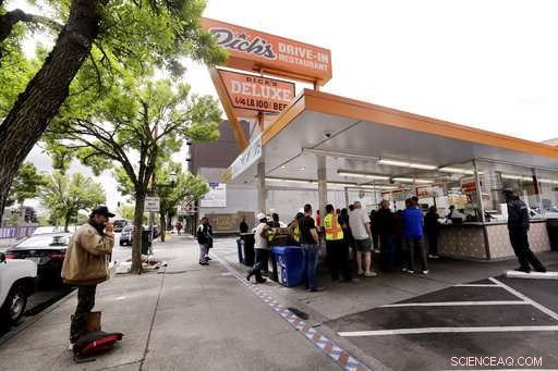 Seattle Nears Repeal of New Head Tax Amid Amazon s Opposition