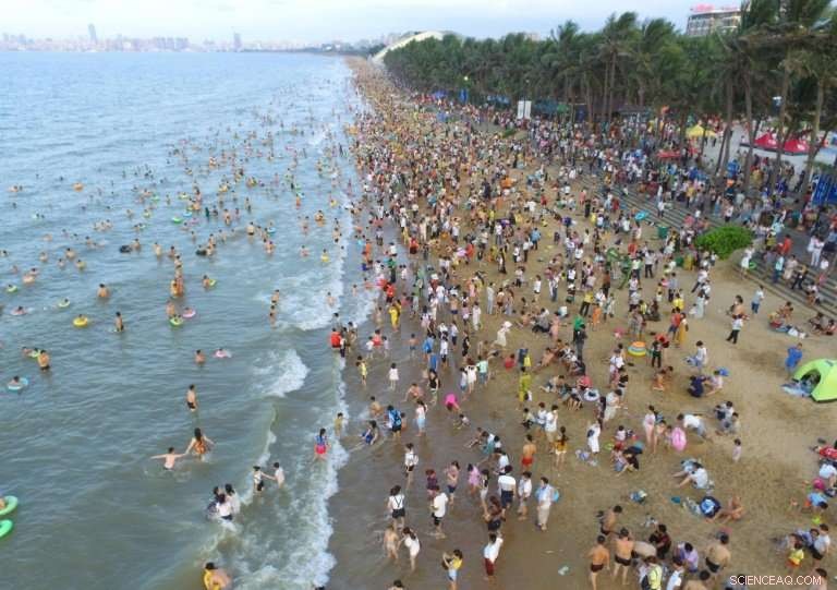 Hainan Island Proposes Allowing Foreign Visitors Access to Blocked Sites