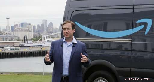 Amazon Adds Delivery Vans to Expand Shipping Reach