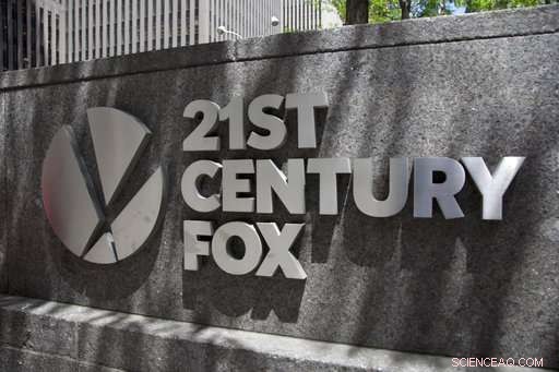 Comcast Pulls Out of Fox Bid, Opening Door for Disney’s Acquisition