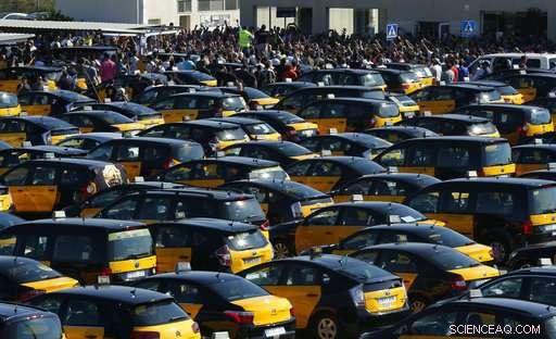 Barcelona Taxi Strike Continues: Tourists Face Delays