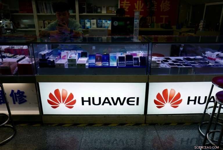Huawei Overtakes Apple in Global Smartphone Shipments, IDC Reveals