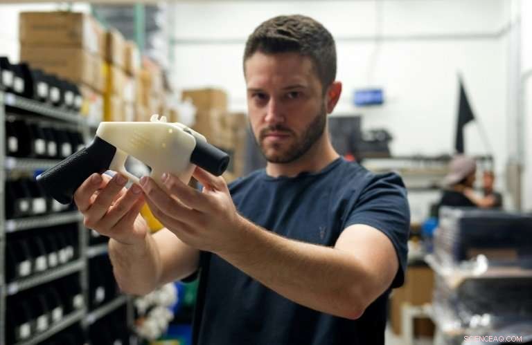 US Crypto-Anarchist Champions 3D-Printed Guns as a Fundamental Right