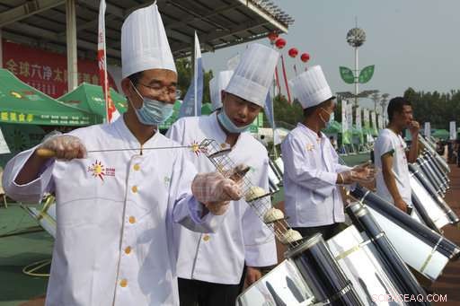 Solar Cooking Event Targets Traditional Chefs While Cutting Carbon Footprint