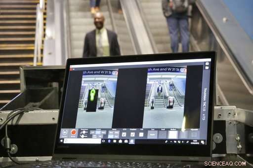 Los Angeles Leads U.S. with First Subway Body Scanners