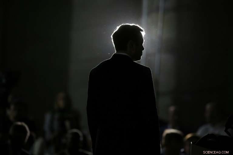 Tesla Stock Drops as Musk Interview Fuels New Investor Concerns