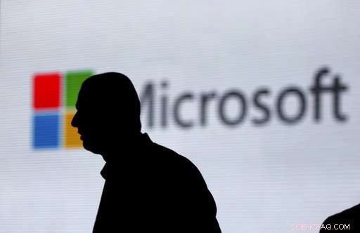 Microsoft Detects New Russian Cyber Attacks Targeting U.S. Political Groups Ahead of Midterms