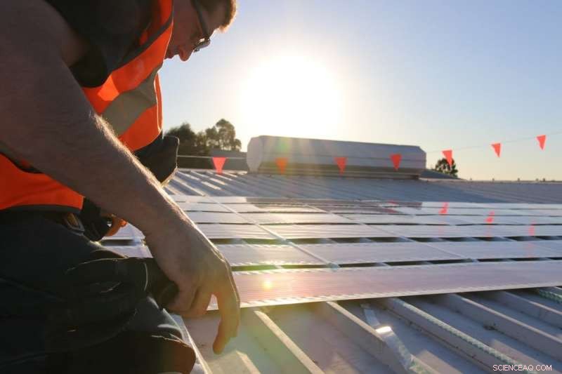 Revolutionary Printed Solar Panels: Easy, Cost‑Effective Rooftop Installation
