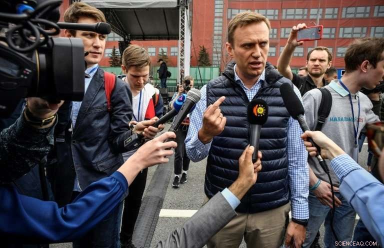 Russia Issues Formal Warning to Google Over Alleged Election Interference