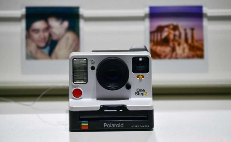 Tech Nostalgia Revisited: Polaroid Cameras Return to Berlin s IFA Expo