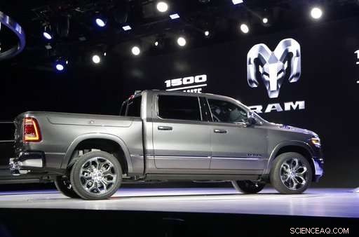 2018 New Models Spotlight: Rival Pickup Trucks, Leading SUV, and Electric Range Extender