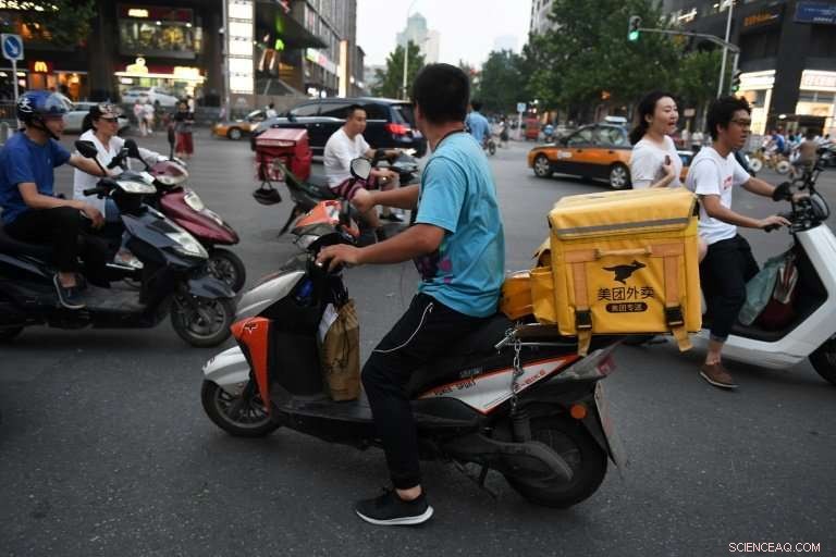 Meituan Targets $4.4 Billion Funding Round to Expand Online Services