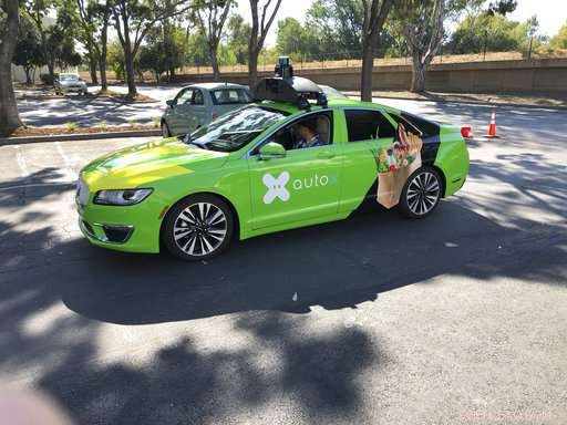 On-Demand Grocery Delivery Still Relies on Human Hands