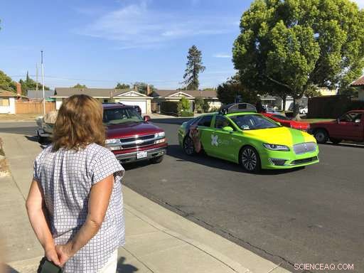 On-Demand Grocery Delivery Still Relies on Human Hands