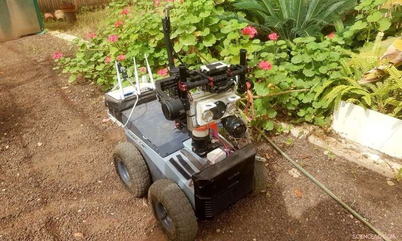 Robat: Autonomous Bat-Inspired Robot Navigates and Maps Environments Using Echolocation