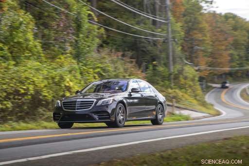 Edmunds Spotlights Latest Automotive Safety & Tech Innovations