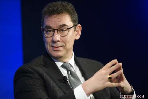 Pfizer Appoints COO Albert Bourla as New CEO, Replacing Ian Read