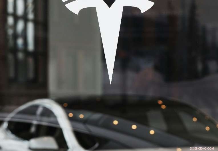 Elon Musk Sidesteps Legal Storm, but Tesla Continues to Navigate Challenges