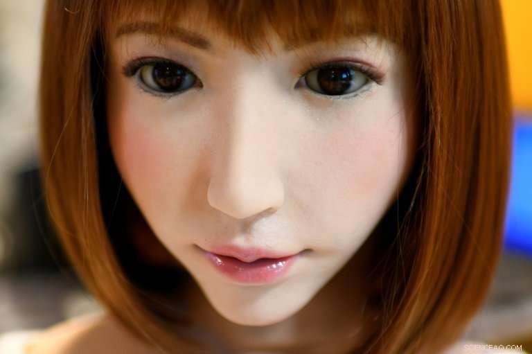 Human‑Like Robots: Balancing Fascination and Fear in Modern Society