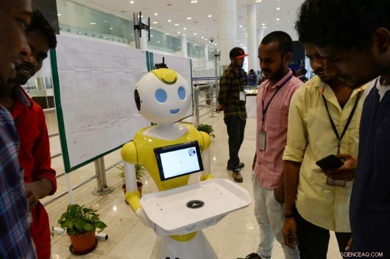 Human‑Like Robots: Balancing Fascination and Fear in Modern Society