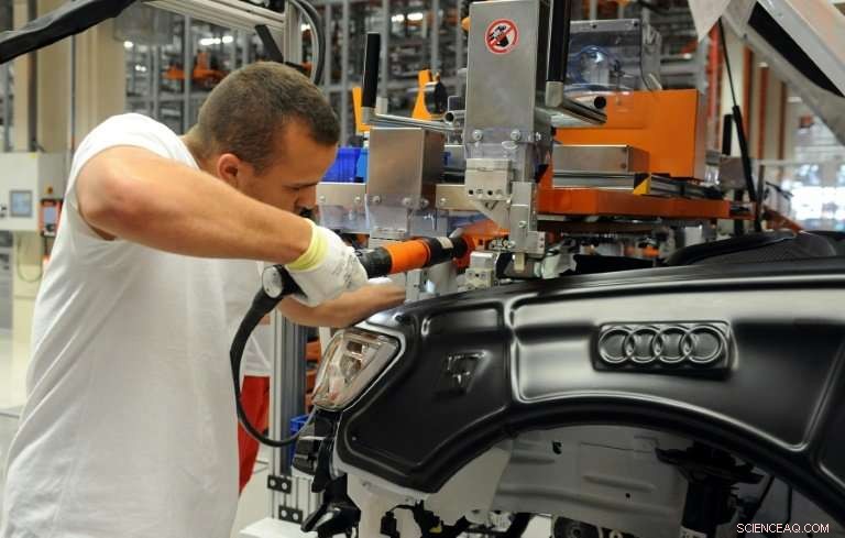 Volkswagen CEO Warns: Harsh CO2 Targets Could Eliminate 100,000 Jobs