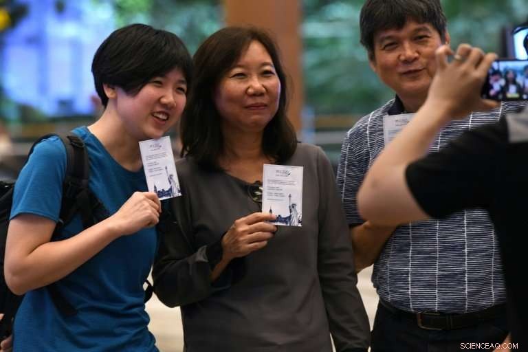 Singapore Airlines Jet Lands in Newark After World’s Longest Commercial Flight