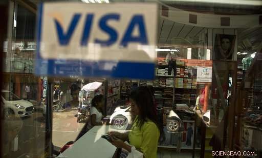 Global Payment Firms Must Store Indian Customer Data by Deadline