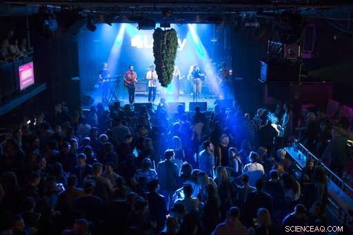 Canada Becomes the World s Largest Legal Marijuana Marketplace