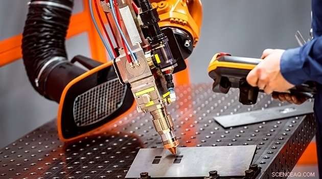 Robots Boost Employee Wages and Productivity Across 17 Countries