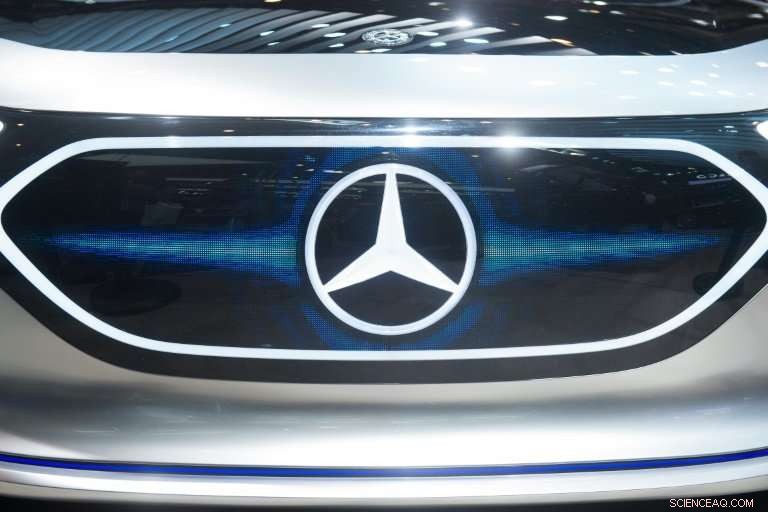 Daimler Reports Lower Q3 Profits Amid Dieselgate Fallout