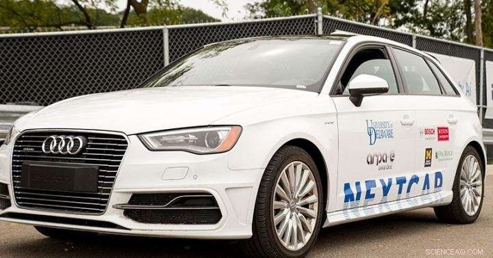 Driverless Vehicle Innovation Could Phase Out Traffic Lights & Speeding Tickets