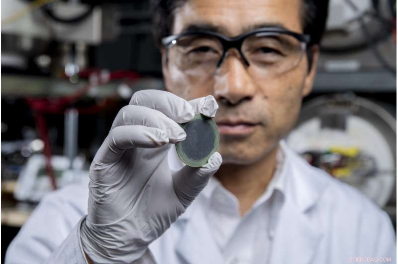 New Methane-Driven Fuel Cell Achieves Practical, Robust Performance
