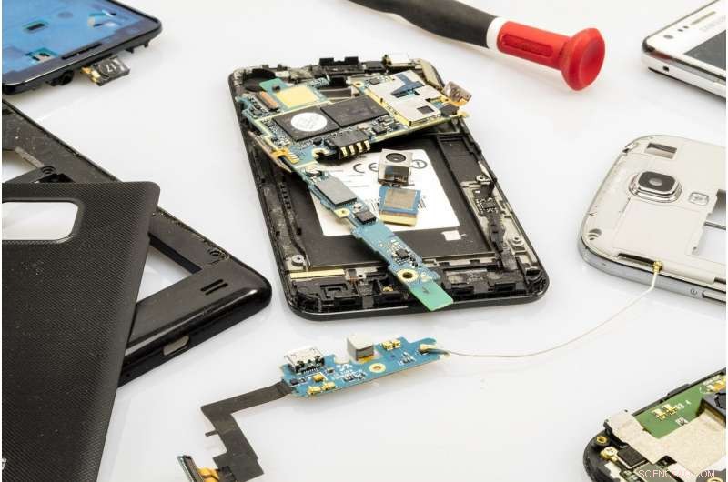 Right-to-Repair Triumph: Unlocking Freedom to Fix Your Phone