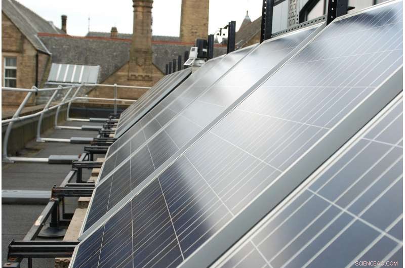 UK Solar Panels Underperform: 25% Power Loss Revealed in Comprehensive Study