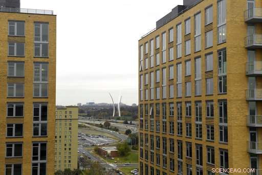 Amazon Expands Presence: New Outposts Open in New York & Northern Virginia