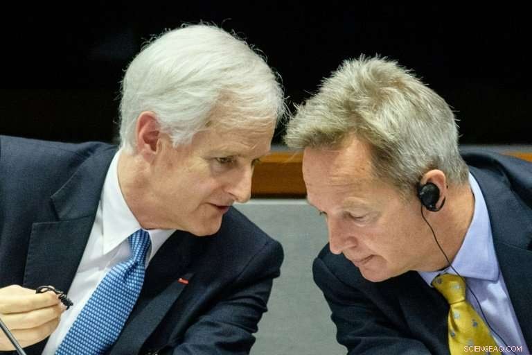 Cathay Pacific Leadership Apologizes for Historic Data Breach, Rejects Cover-Up Claims