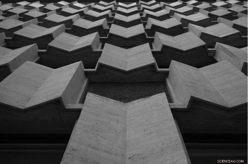 Revolutionizing Architecture: 3‑D Concrete Printing Eliminates Monotony in Building Design