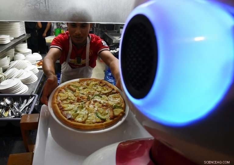 Ginger: Nepal s First Robot Waiter Now Ready to Serve