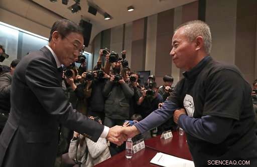 Samsung Issues Apology for Workplace Health Incidents and Worker Losses