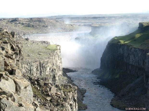 The Real Cost of Iceland’s Green Energy Explained