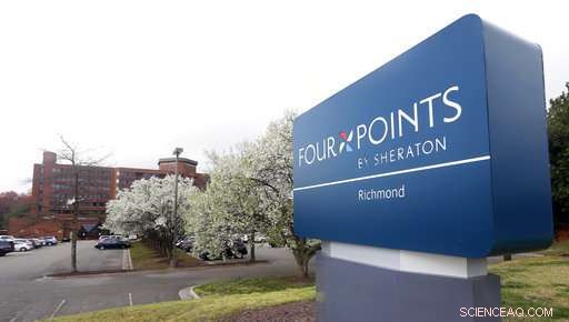 Staying at a Starwood Hotel? Protect Your Data with These Expert Tips