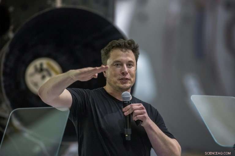 Elon Musk Criticizes U.S. Financial Regulator Over Tesla Matters